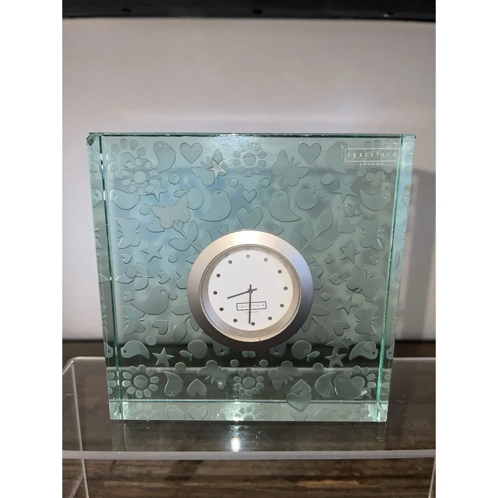 Spaceform London Unique Rare Etched Thick Glass Clock Paperweight Boho Hippie